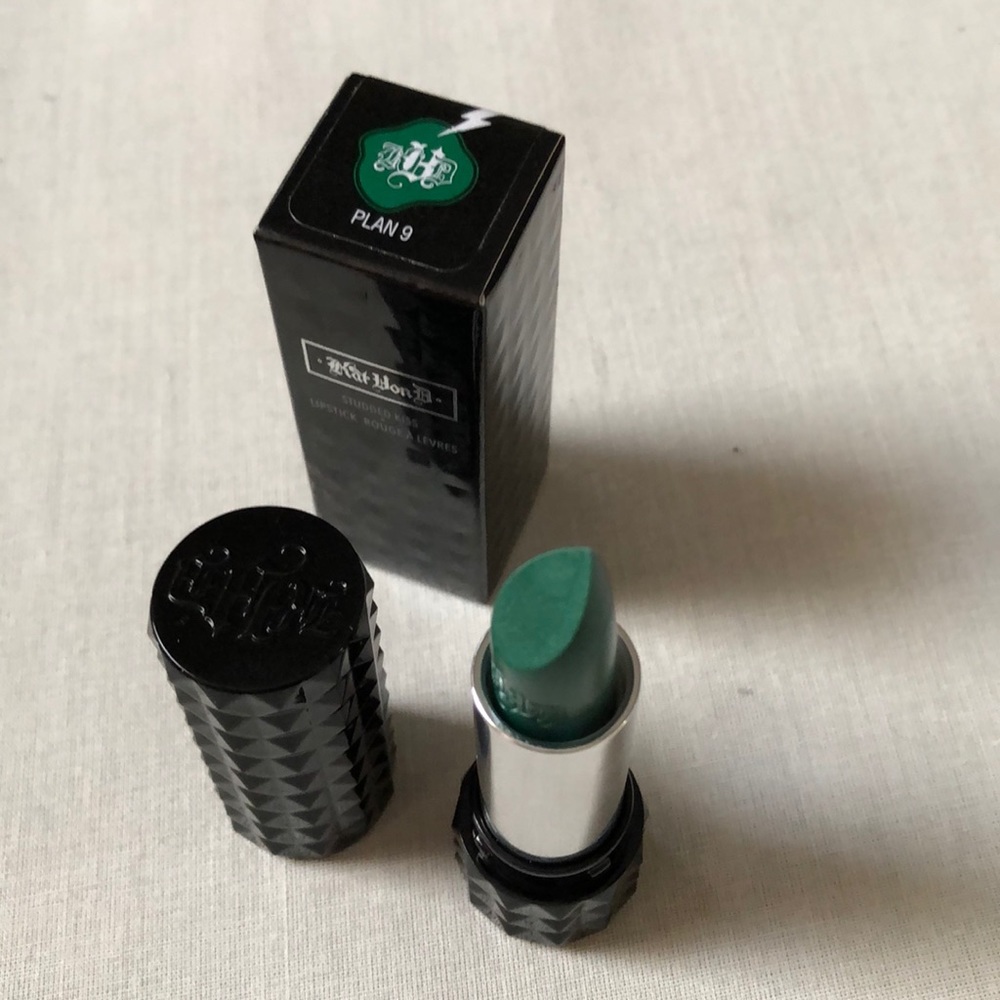 Kat Von D Plan 9 Lipstick